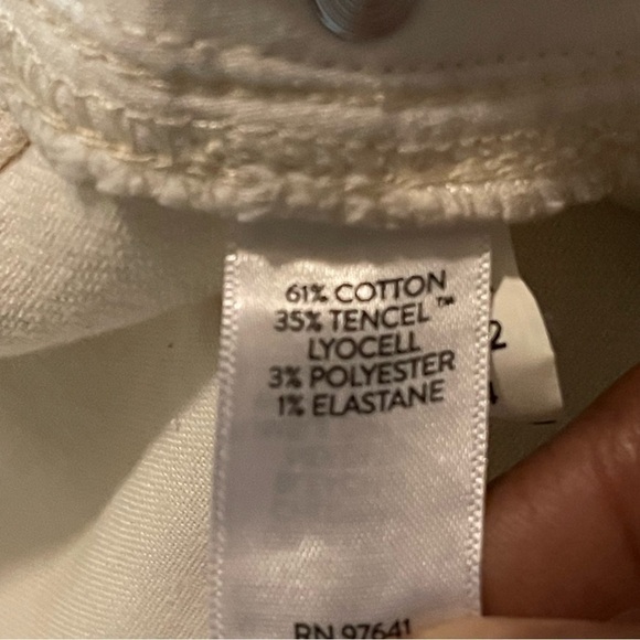 J.Jill Denim Plus Size Boot Cut Ivory Contoured Waistband Jeans Size 18 - Picture 7 of 7